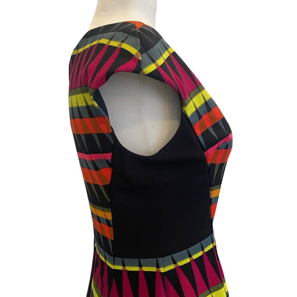 Signature London Style Print Sheath Dress 4 - Picture 7 of 16